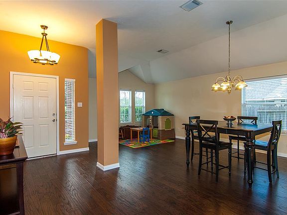 5th image of 24810 Gilbough Dr