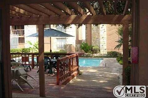 2nd image of 3843 Barrington St APT 147