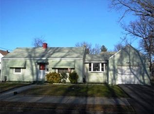 119 Clantoy St, Springfield, MA 01104