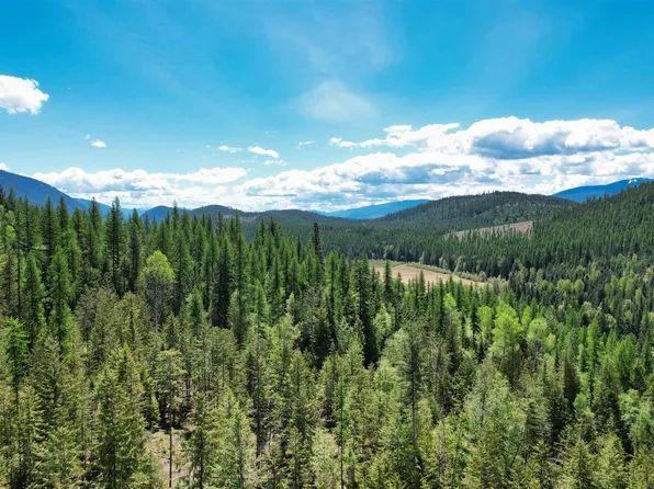 135 Solomon Lake Rd, Moyie Springs, ID 83845
