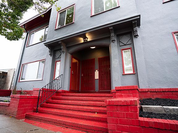 5th image of 512 Hayes St