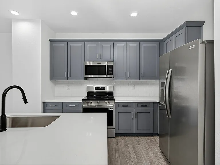South Mountain Lofts — Photo 2