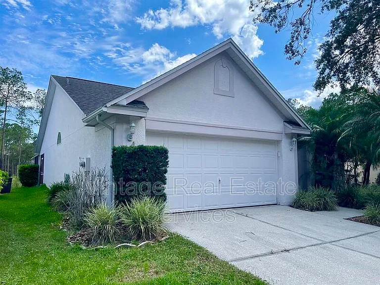9411 Willow Cove Ct — Photo 1