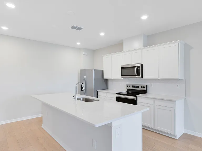 6331 Breeze Filled Ln — Photo 4