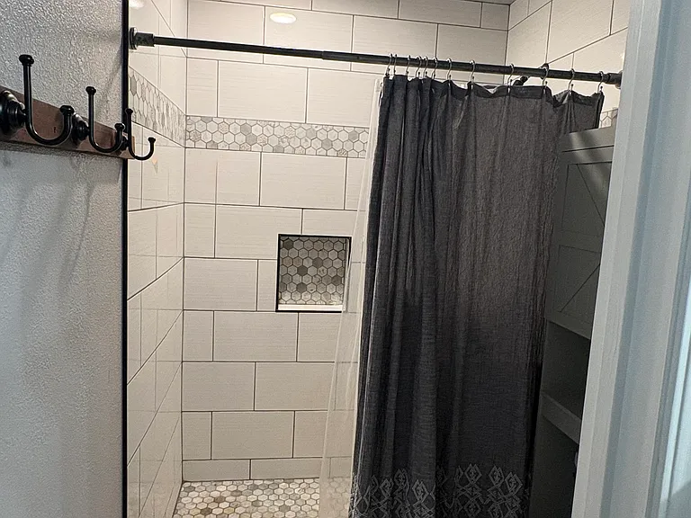 2172 Rachel Dr — Photo 3