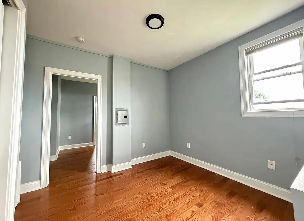 2 bed, 800 sqft, $1,900 — Photo 4