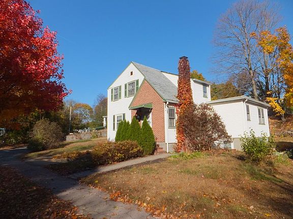 2nd image of 1122 Furnace Brook Pkwy