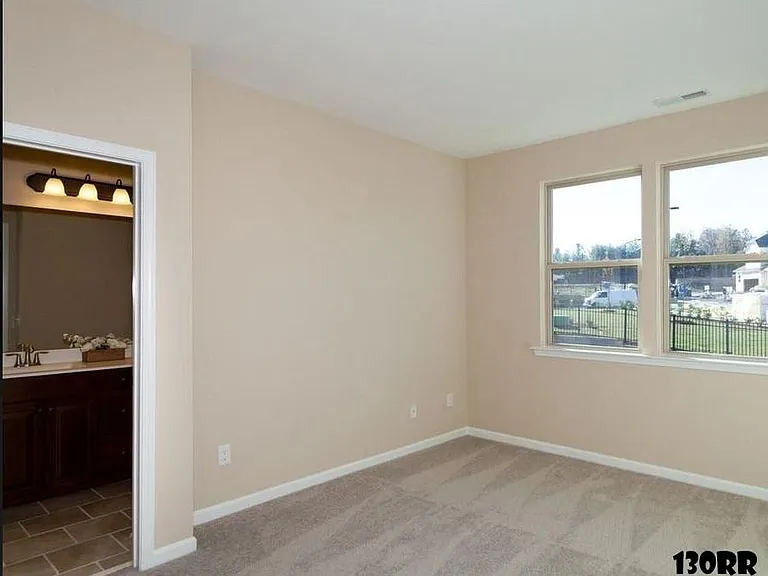130 Rubrum Dr — Photo 15