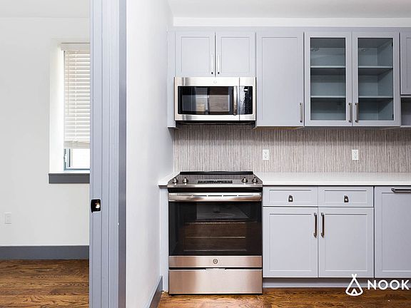 4th image of 1016 Carroll St #C1