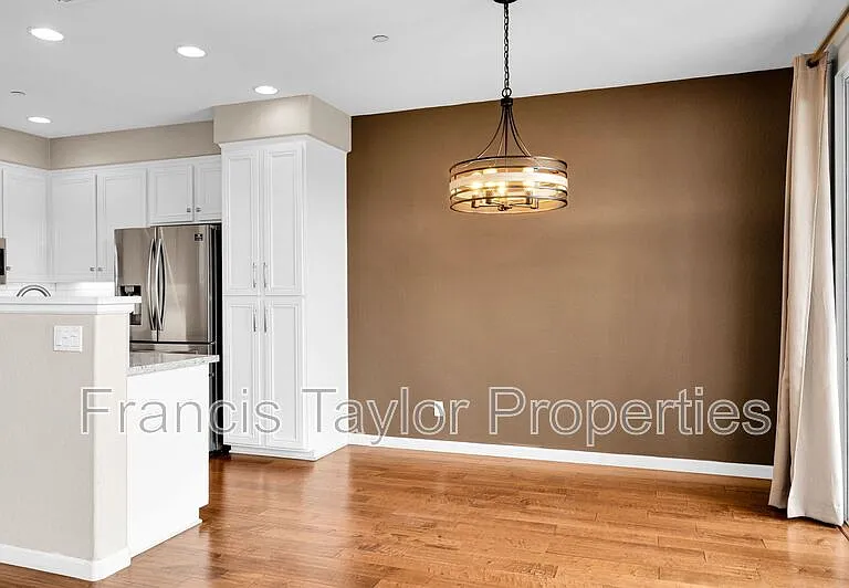 2621 Matera Ln — Photo 8