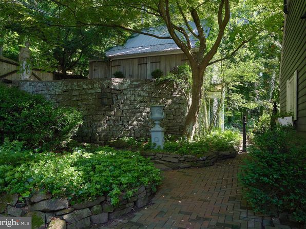 6681 Greenhill Rd, Lumberville, PA 18933