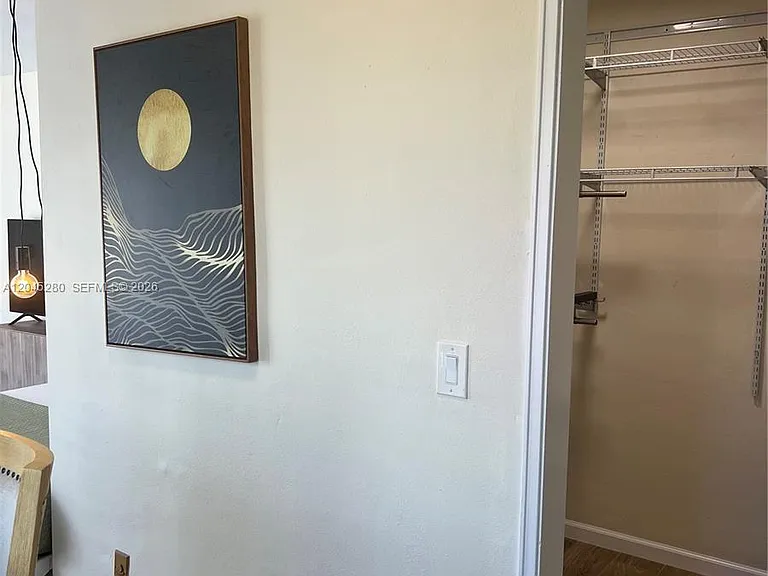7720 Harding Ave #8 — Photo 23