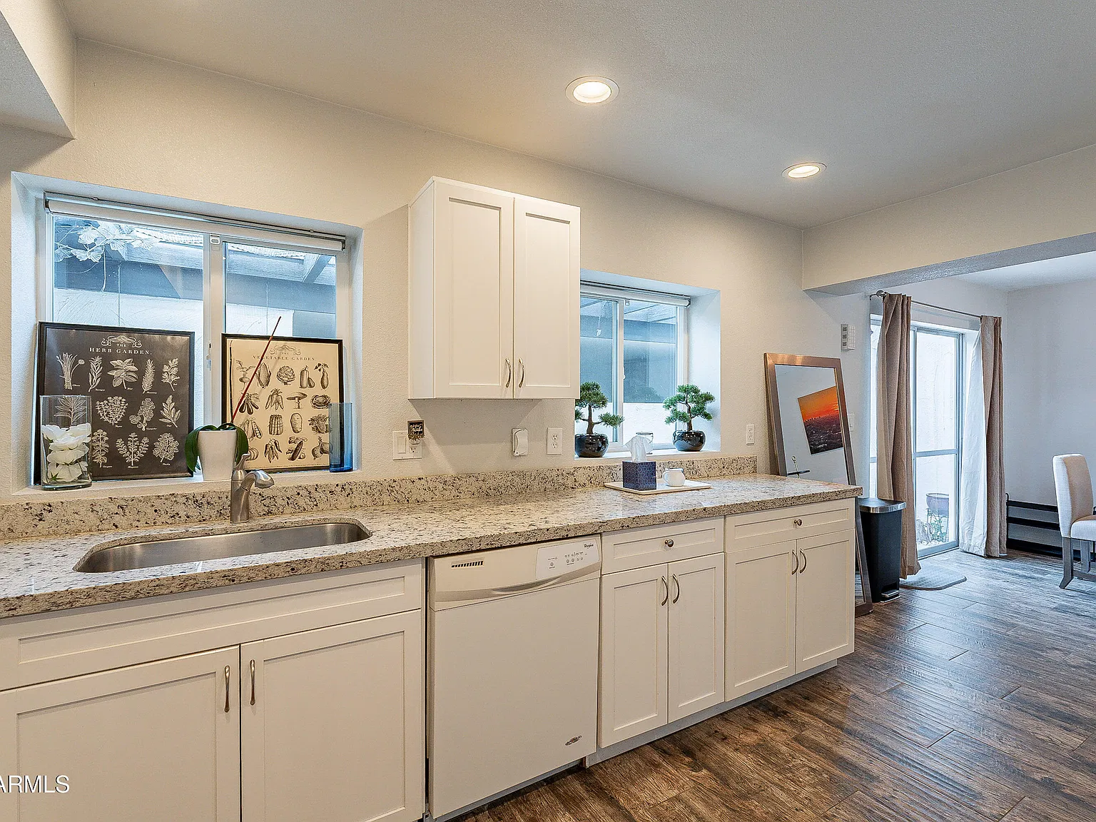 2 bed, 2.5 bath, 1492 sqft, $3,000 — Photo 3