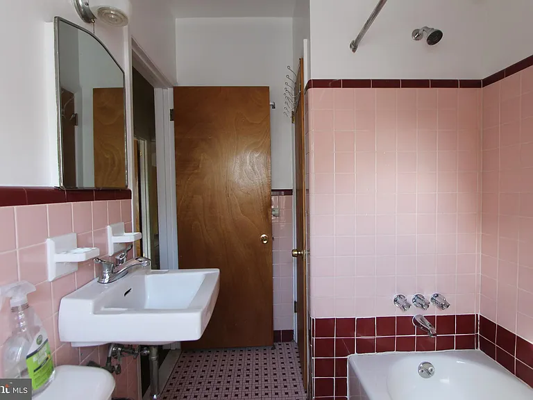 7174 Germantown Ave #6 — Photo 22
