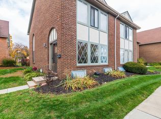 5331 Valley Ln E, Columbus, OH 43231
