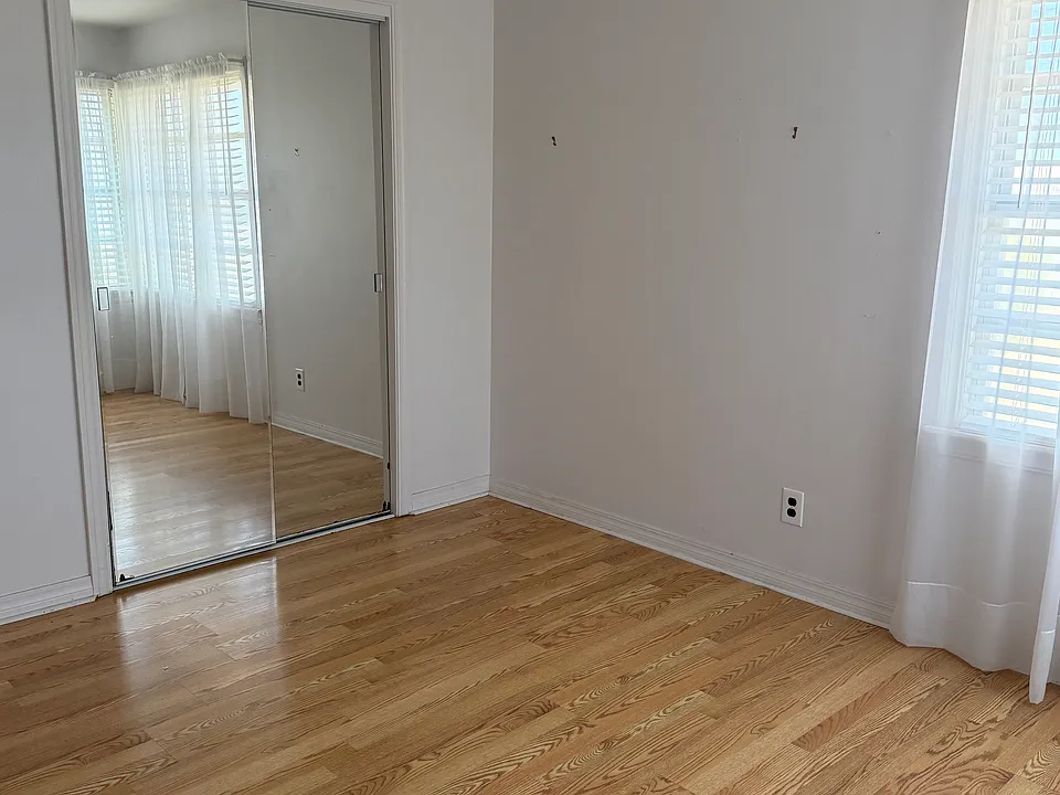 703 NW 31st St