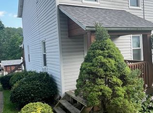 3611 Downing St #B, South Park, PA