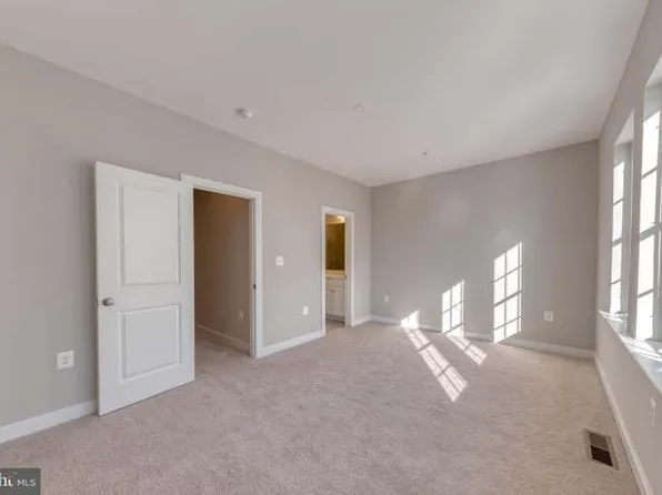 220 E Pennsylvania Ave, Towson, MD 21286