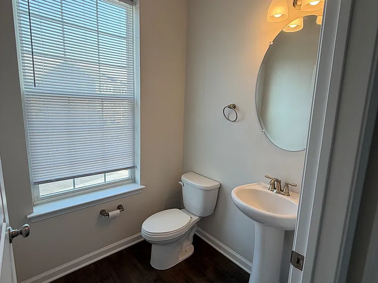 28 Foundry Blvd — Photo 9