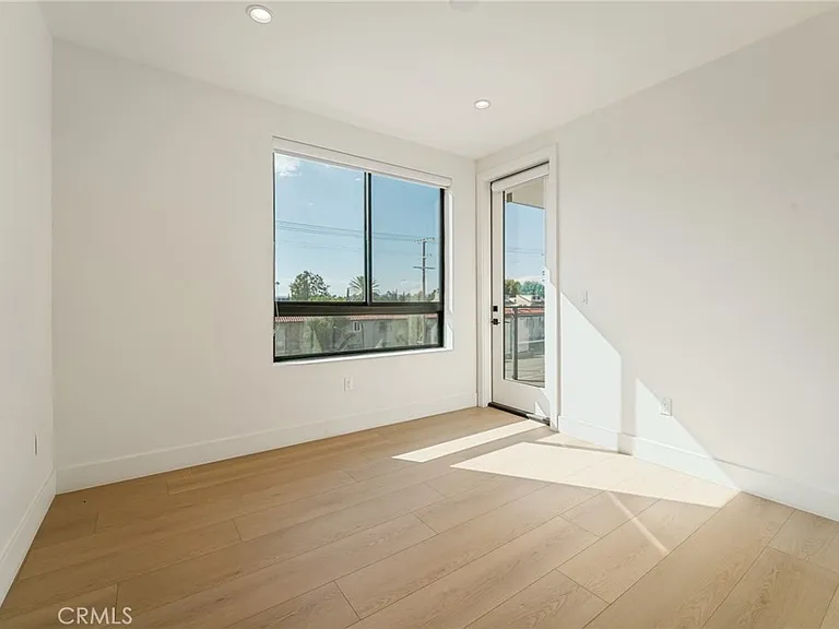 7510 Sepulveda Blvd #304 — Photo 15