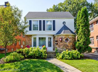 555 W Breckenridge St, Ferndale, MI 48220