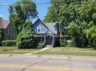 911 Portland Ave, Beloit, WI 53511
