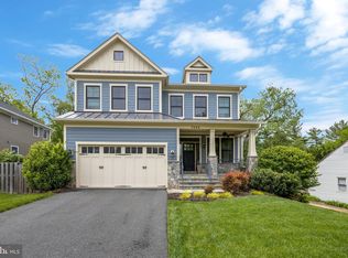 7424 Paxton Rd, Falls Church, VA 22043