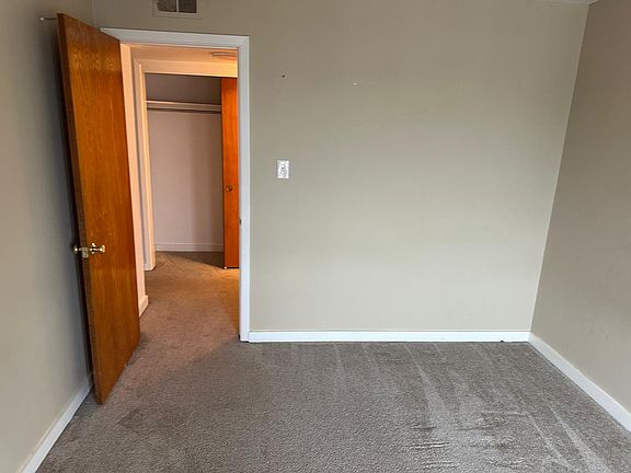 4th image of 151 Eastmoor Ave