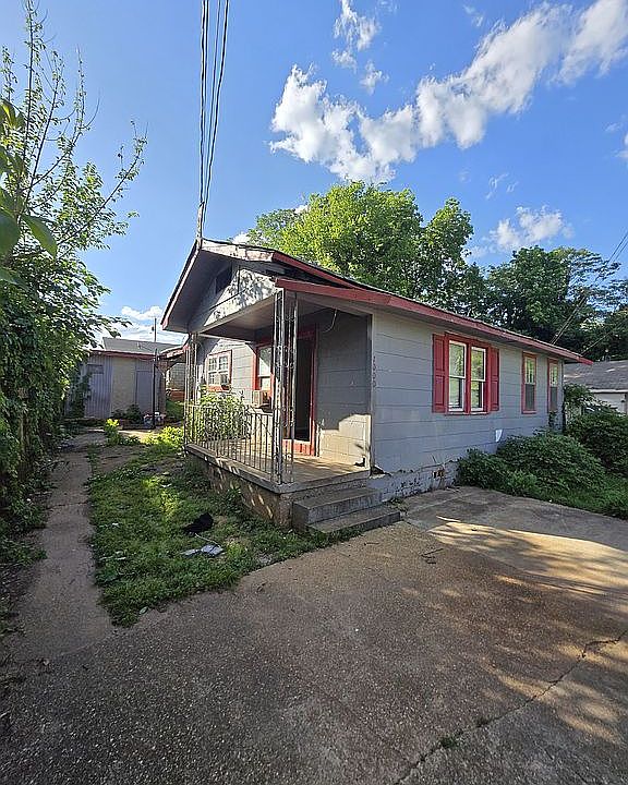 1st image of 1000 Dartmouth Ct