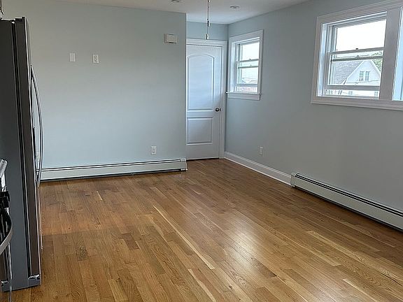 4th image of 431 Beach 130 St #3