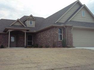 7433 E Jackson St, Broken Arrow, OK 74014