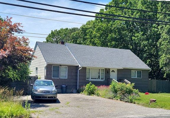 3rd image of 188 Madison St