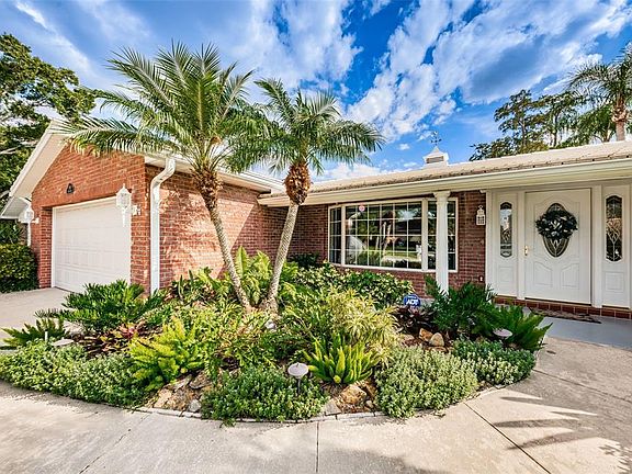 4th image of 1940 Egret Dr