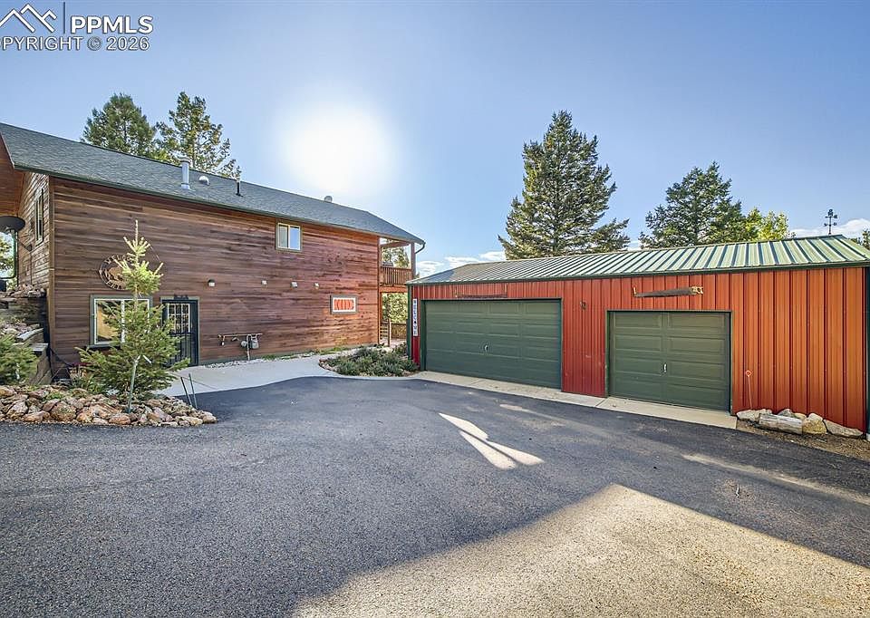 1st image of 25 Amanda Cir