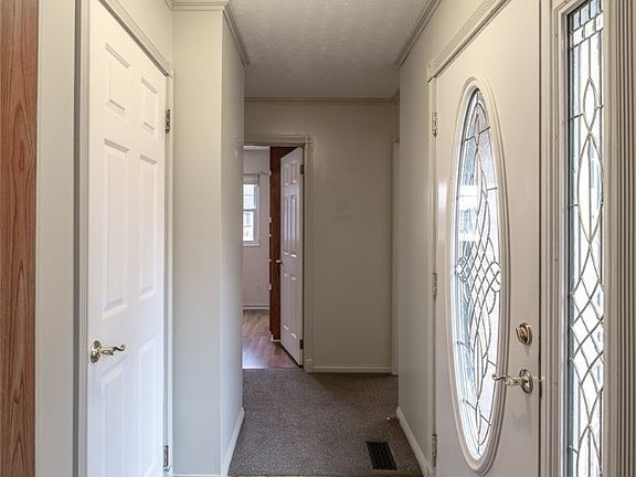 3rd image of 1860 Pennsylvania Dr