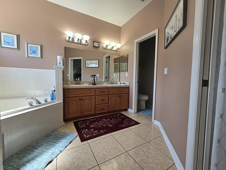 219 Cloverdale Rd — Photo 26