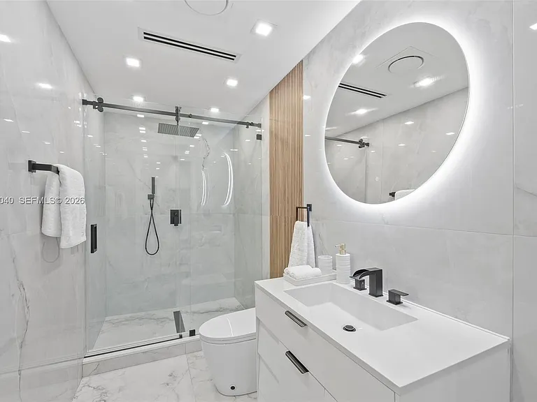 257 N Coconut Ln — Photo 31
