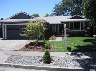 2139 Alejandro Dr, Santa Rosa, CA 95405