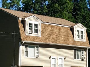 60 Hunt Rd #60B, Kingston, NH 03848