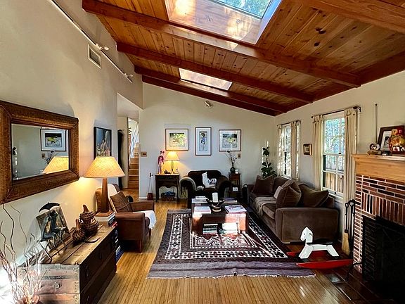 5th image of 2058 Stanley Hills Dr