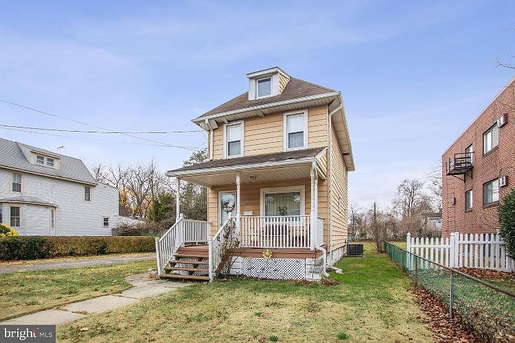 1st image of 209 Horace Ave
