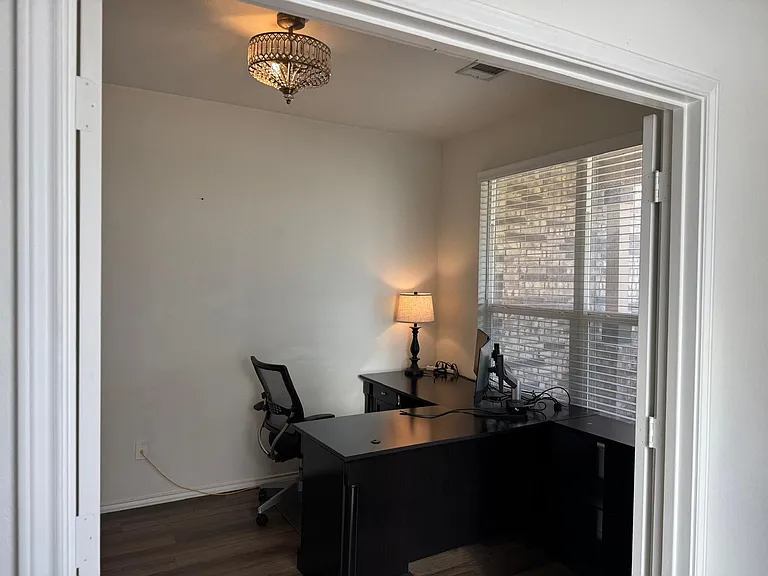 505 Weizenbock Ln — Photo 18