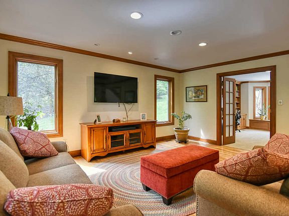 5th image of 2110 Duck Cove Dr