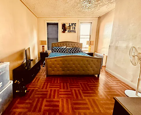 Rented by Corcoran | media 11