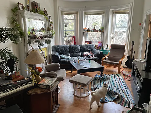 129 Cedar St #1 Photo 1