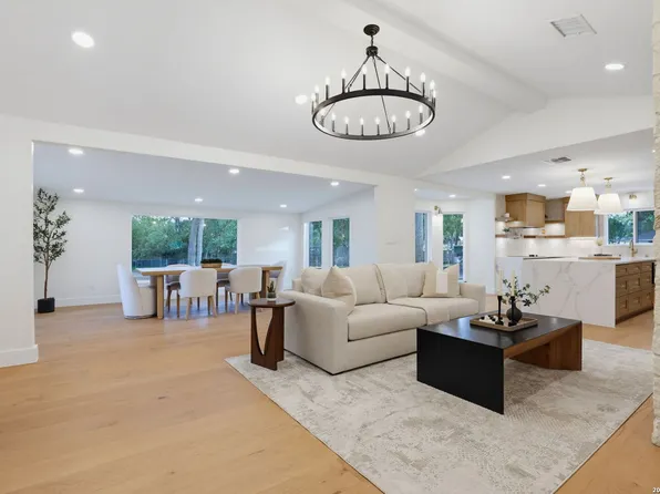28262 WINDWOOD DR E, Boerne, TX 78006