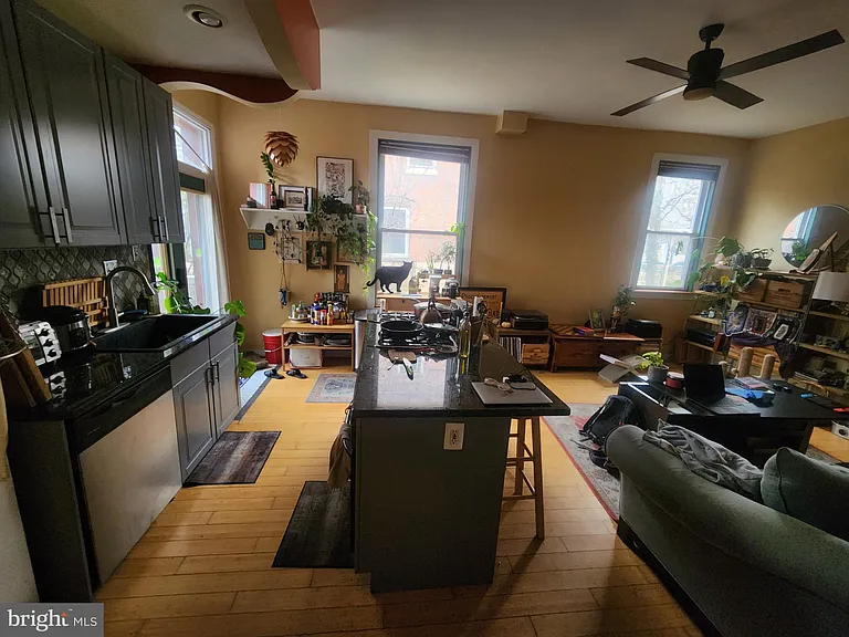 4813 Chester Ave #0 — Photo 9