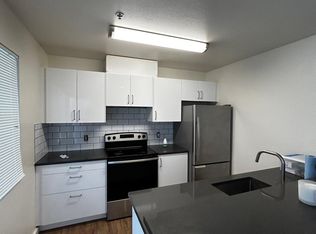 11017 16th Ave SW APT 7, Seattle, WA 98146