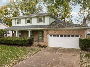 1229 Holsworth Ln, Louisville, KY 40222