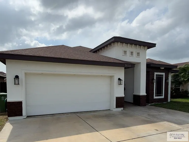 3030 Montevideo Dr — Photo 3